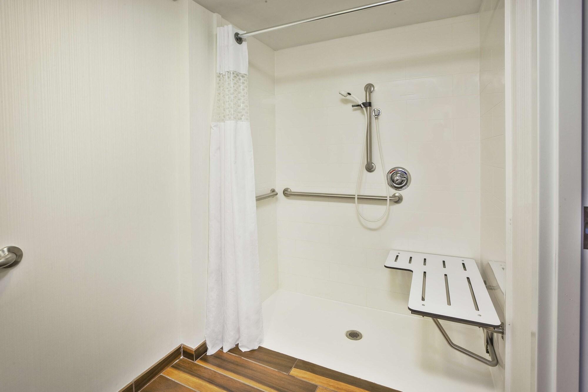 Hampton Inn Birch Run Extérieur photo
