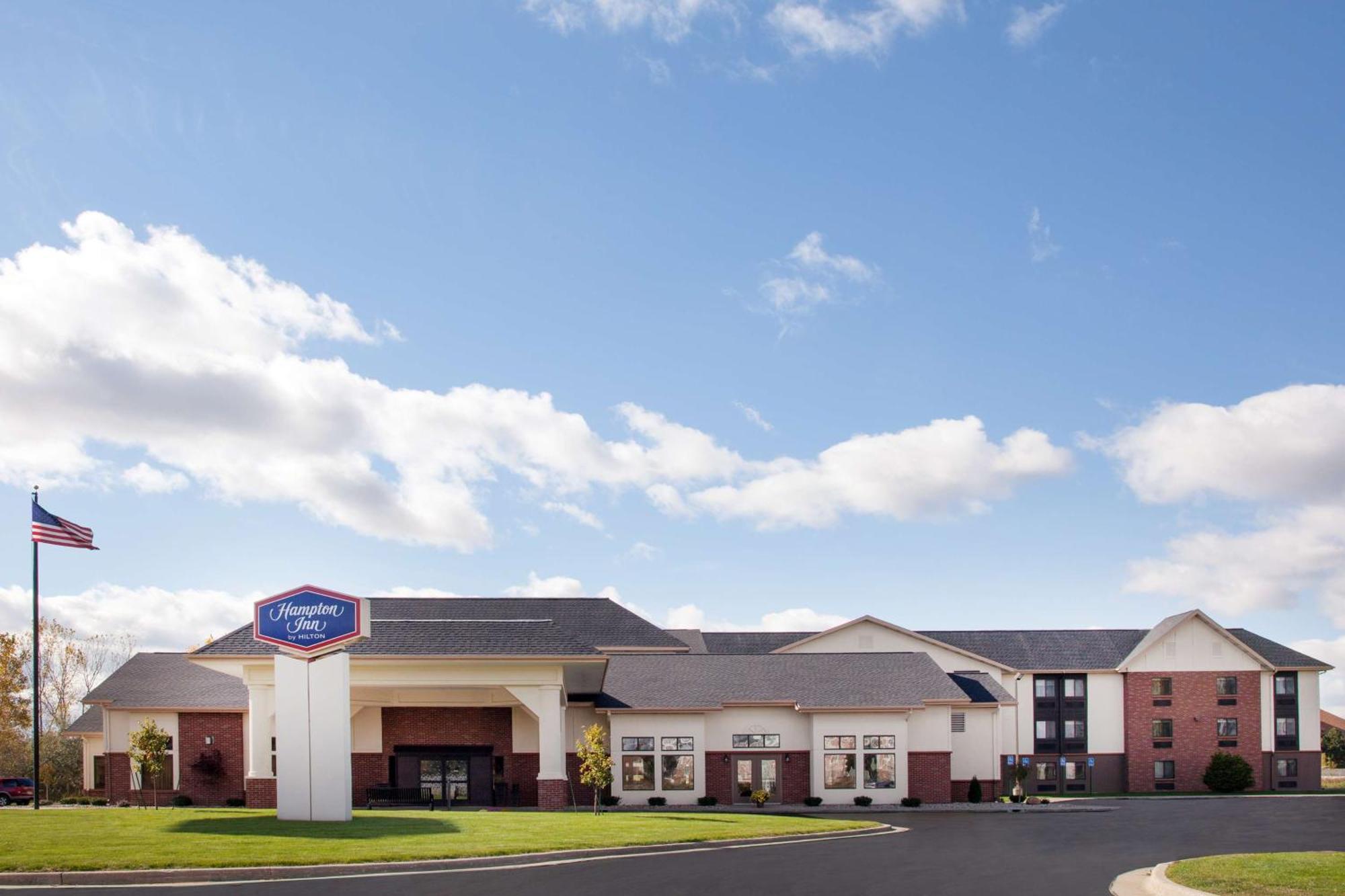 Hampton Inn Birch Run Extérieur photo