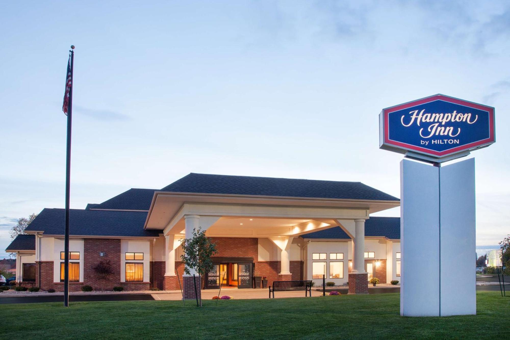 Hampton Inn Birch Run Extérieur photo